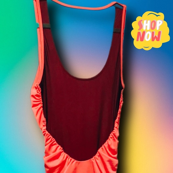 🌸Arden B Coral Bodycon 🌸 - Picture 3 of 3